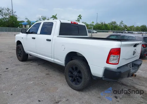 2022 Ram 2500 Tradesman 4X4 6'4 Box z USA, uszkodzony, nr VIN 3C6UR5CLXNG221366